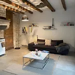 Chez Odette Saule Pleureur Bed & Breakfast 3*