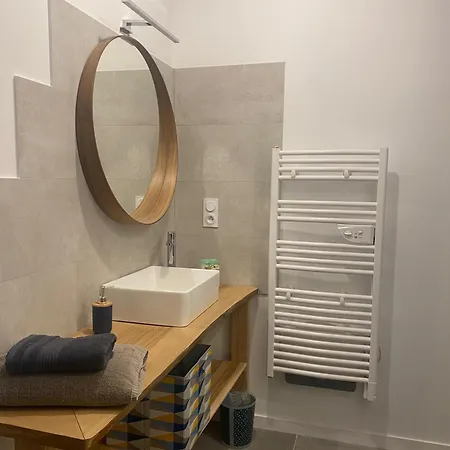 Chez Odette Saule Pleureur 3*