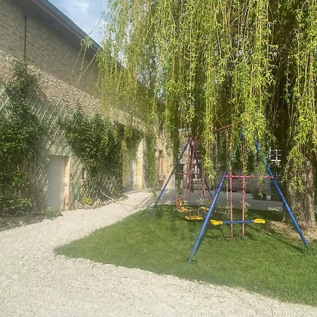 Chez Odette Saule Pleureur Frühstückspension
