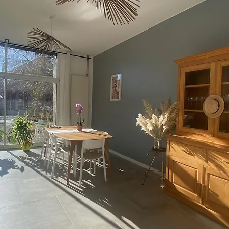 Chez Odette Saule Pleureur Le Val-d'Esnoms